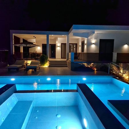 Luxury Villa Anemone With Private Pool Pastida Exterior photo